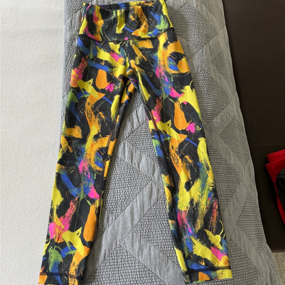 Lululemon HR Wunder Under Under 25” leggings sz 4